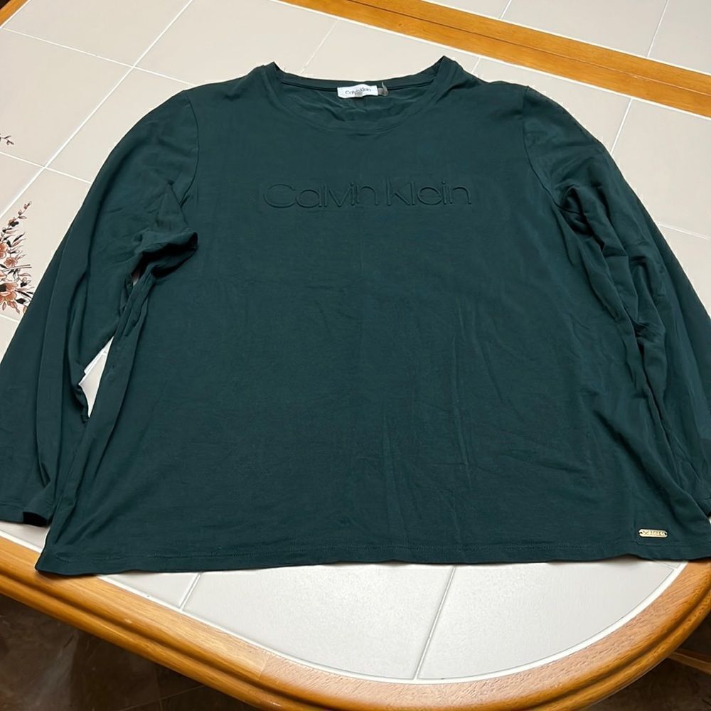 Calvin Klein Long Sleeve TShirt Size XL